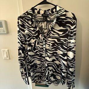 Rachel Zoe Black and White Graphic Button Down Shirt